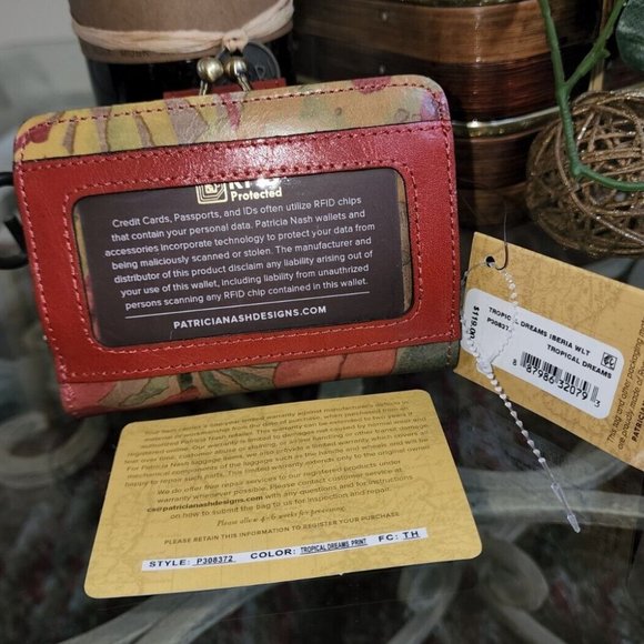 Patricia Nash Iberia Tropical dreams leather multi wallet - Picture 4 of 8